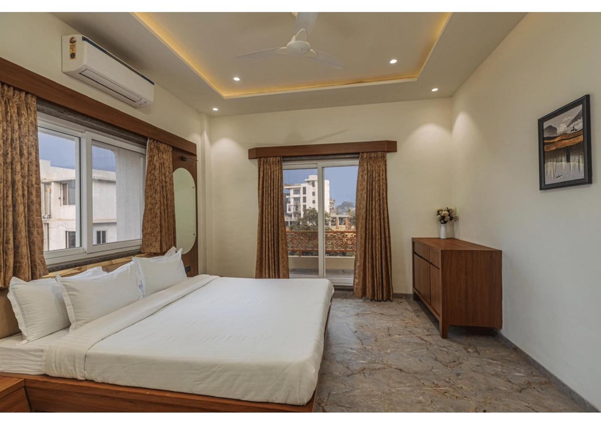 Mountain Glory 8Bhk By Tensorstays, Pool & Theater Igatpuri Exteriör bild
