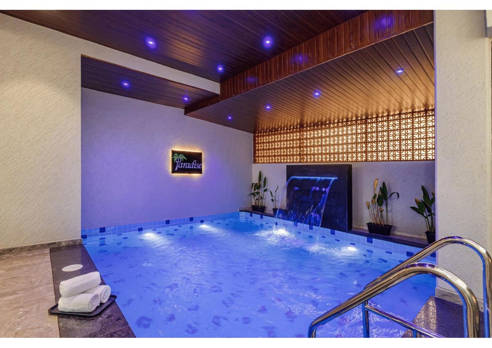 Mountain Glory 8Bhk By Tensorstays, Pool & Theater Igatpuri Exteriör bild